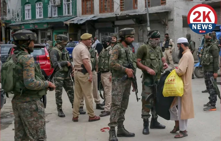 Lashkar terrorists arrested in Kashmir